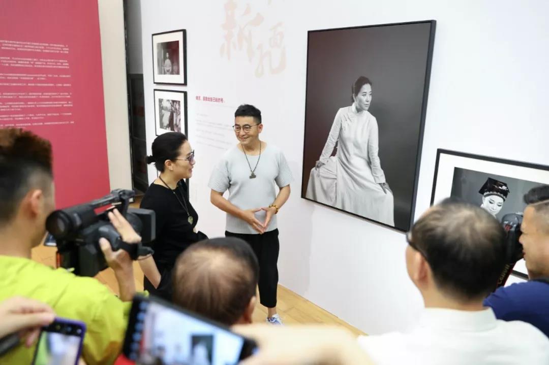 时隔一载，，，，，优美再续，，，，，1xbet官方app地产&amp;amp;amp;肖全杭州新面目摄影展温情启幕