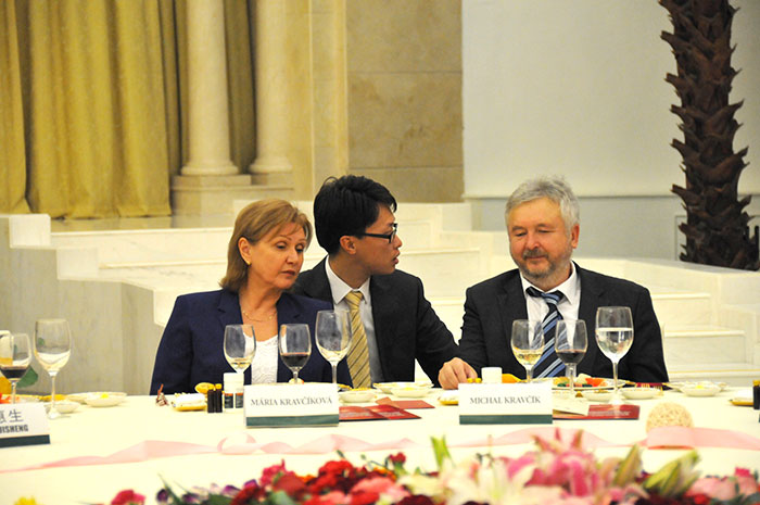 һ���� - �������ĵ羺ƽ̨