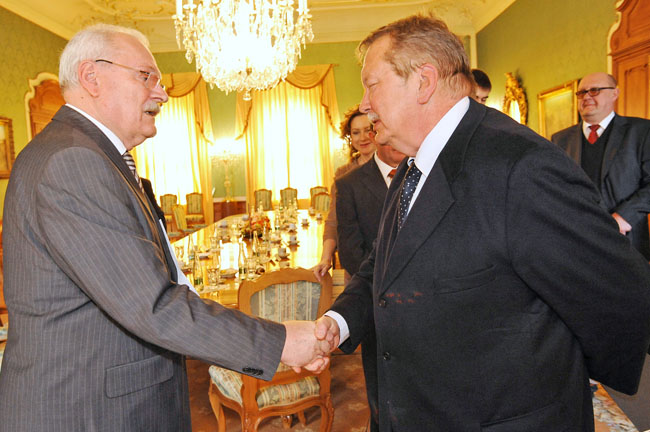 һ���� - �������ĵ羺ƽ̨